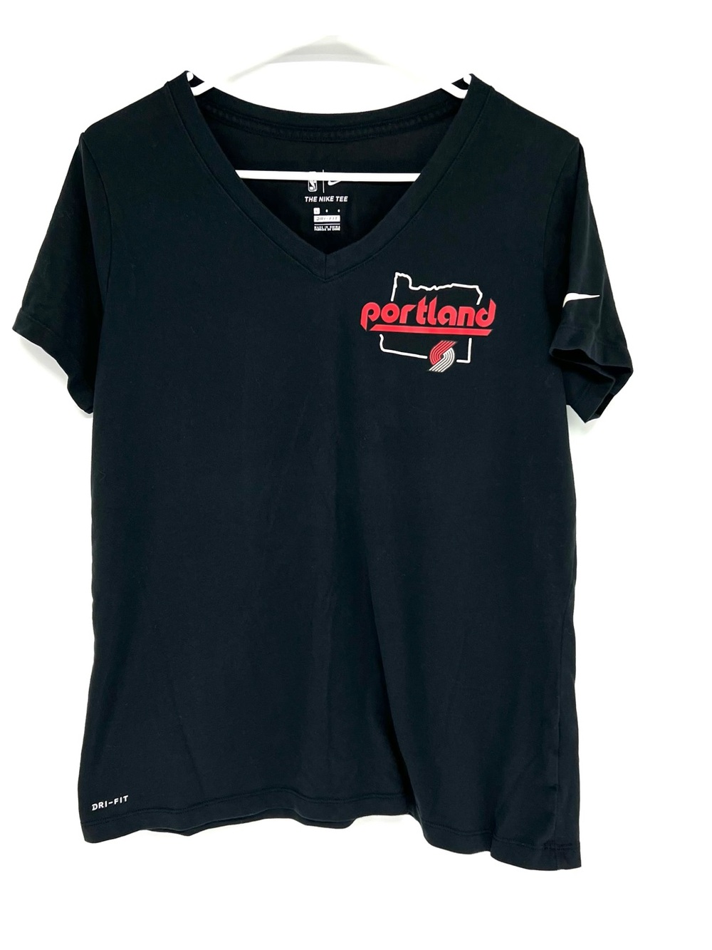 Nike Trail Blazers womenโs t shirt large